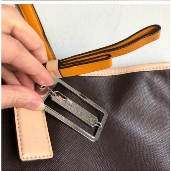 Coach City Metro Park Tote Bag, Genuine leather, classic style - Picture 8 of 12